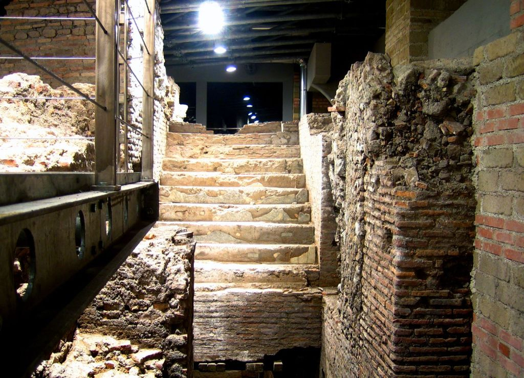 Trevi District Underground Rome: Aqueduct Domus Entry Ticket + Audio Guide