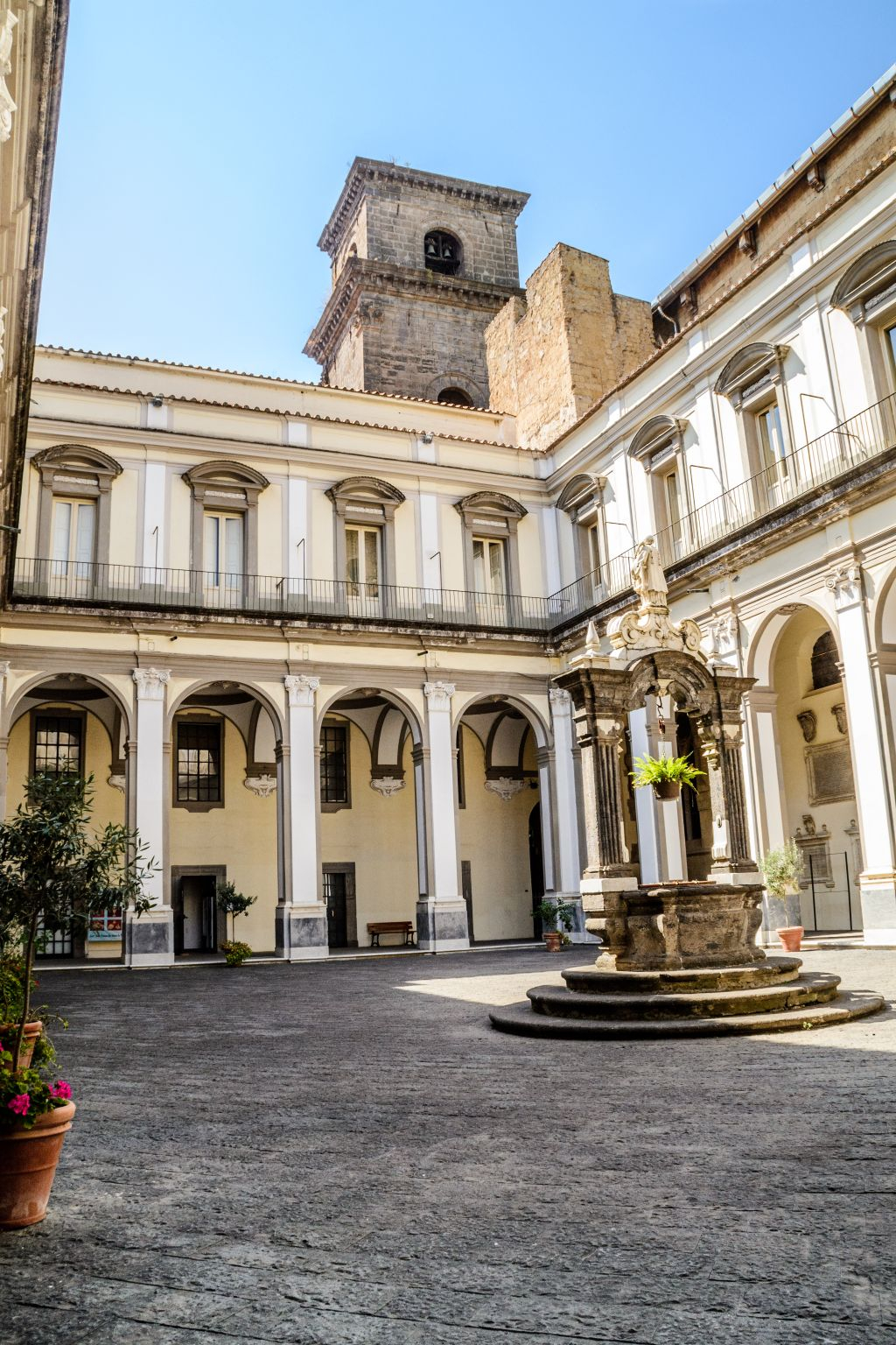 Complex of San Lorenzo Maggiore: Reserved Entrance to La Neapolis Sotterrata