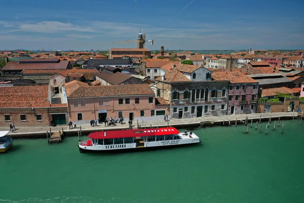 Venice: Hop-On Hop-Off Boat + Murano, Burano & Torcello