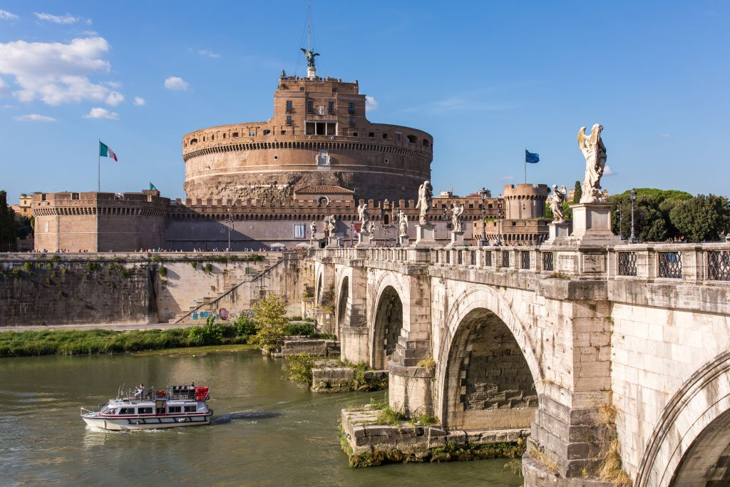 Rome: Hop-on Hop-off Tiber Cruise Ticket