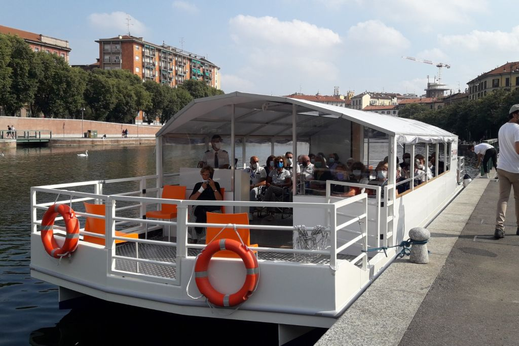Aperitivo in barca sui Navigli