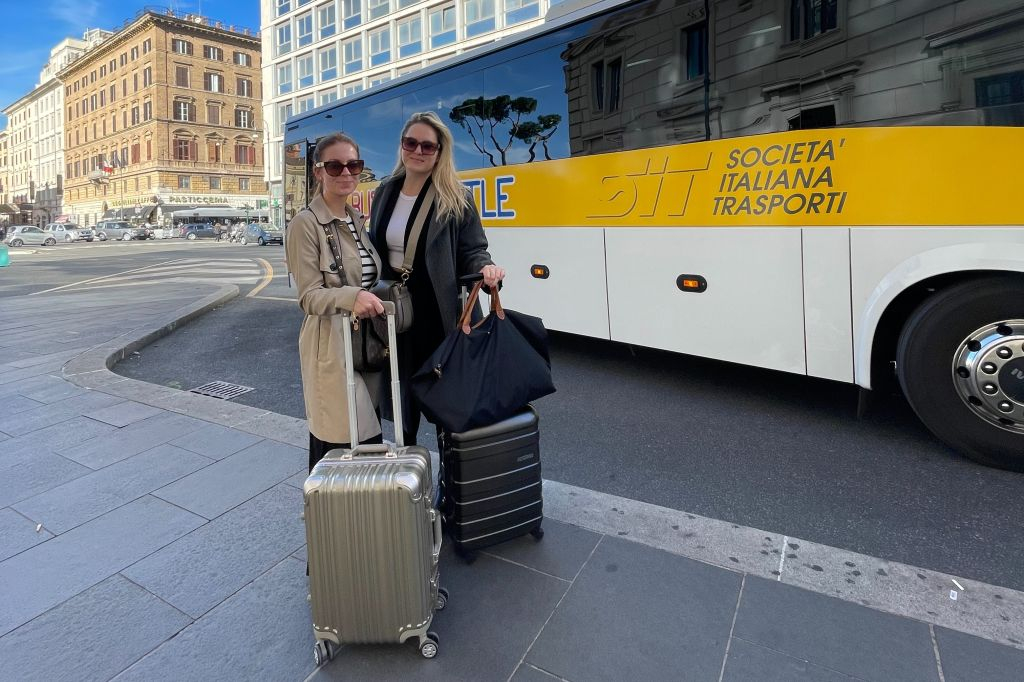 Rome: Shuttle Bus To/From Ciampino Airport and City Center