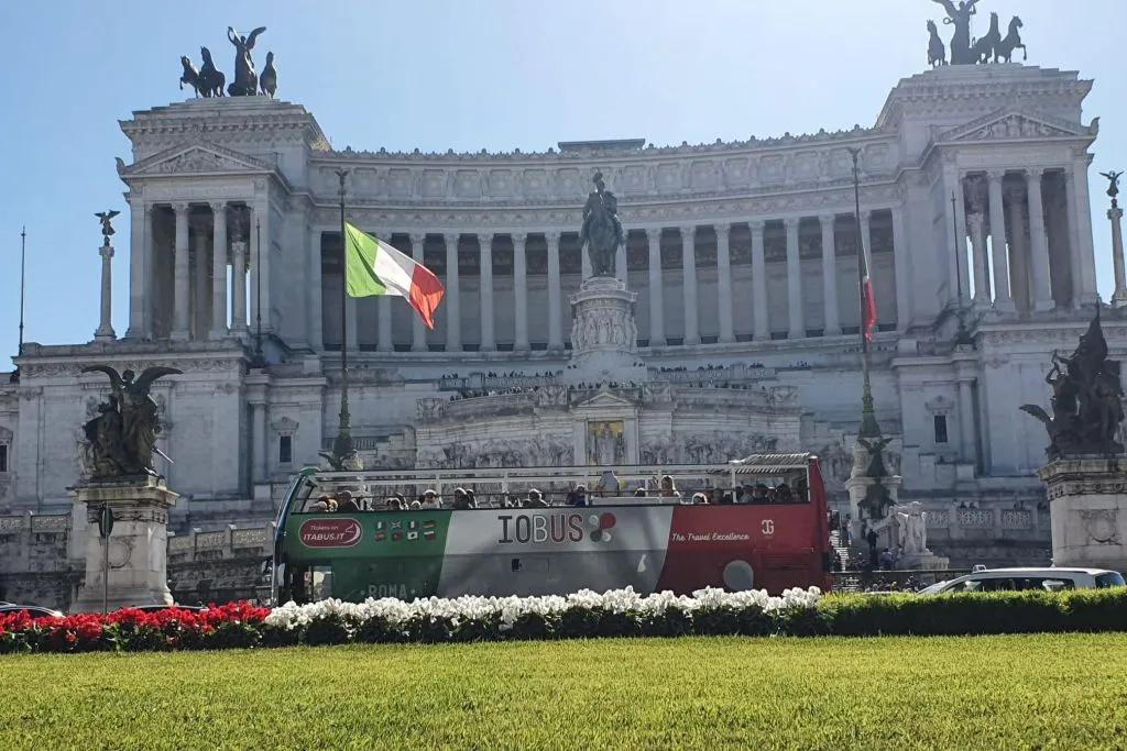 IOBUS Rome: Hop-on Hop-off Panoramic Open Bus Tour