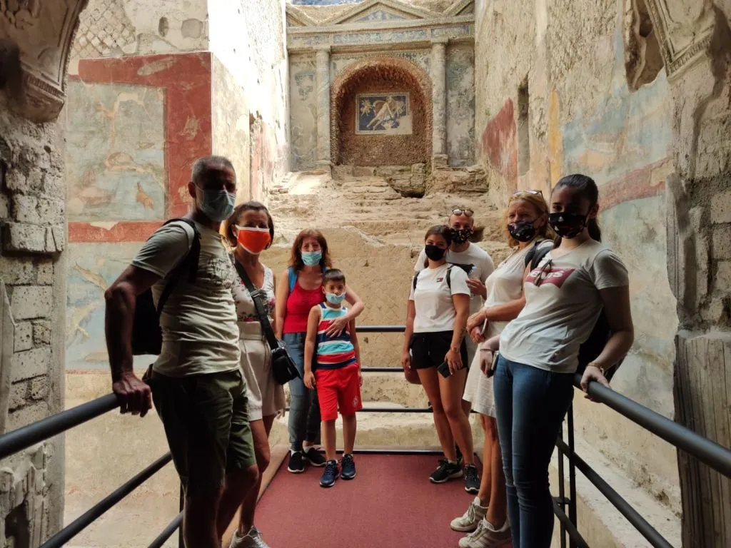 Pompeii: Guided Tour + Roundtrip from Naples