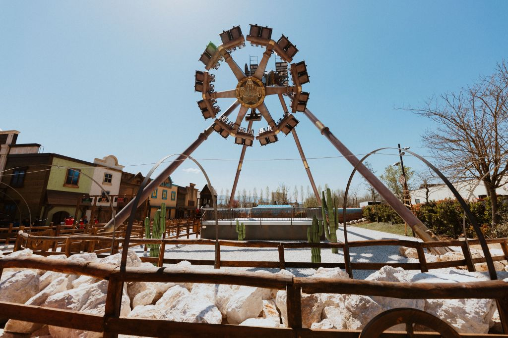 MagicLand: Entry Ticket