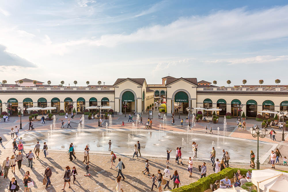 Serravalle Designer Outlet: Viaggio Andata e Ritorno da Milano