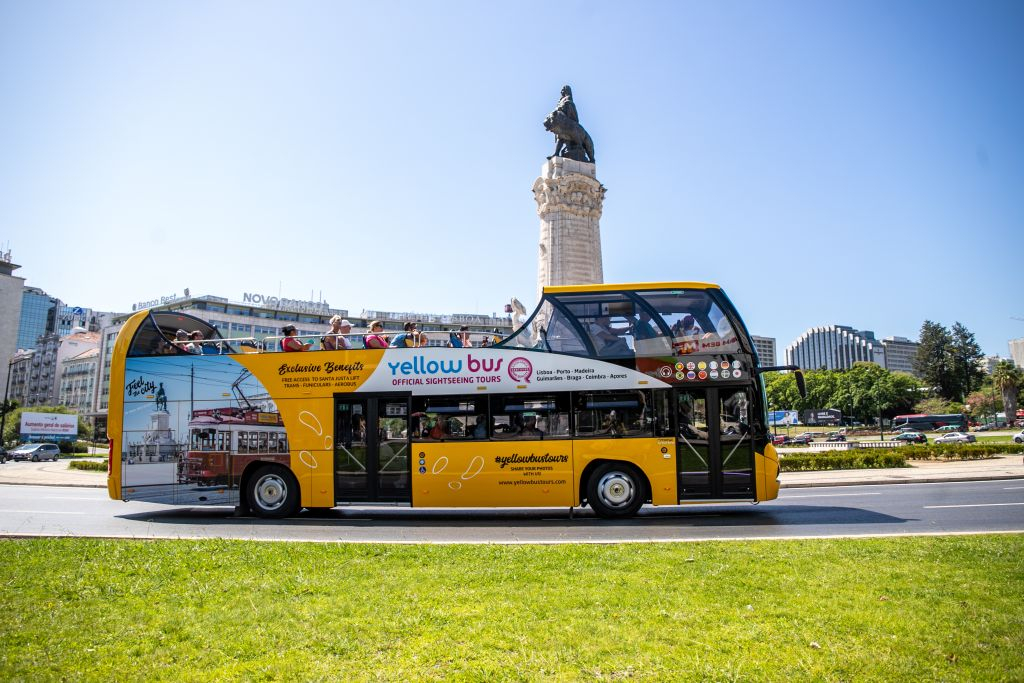 Tourist Bus - Yellow Bus Lisbon