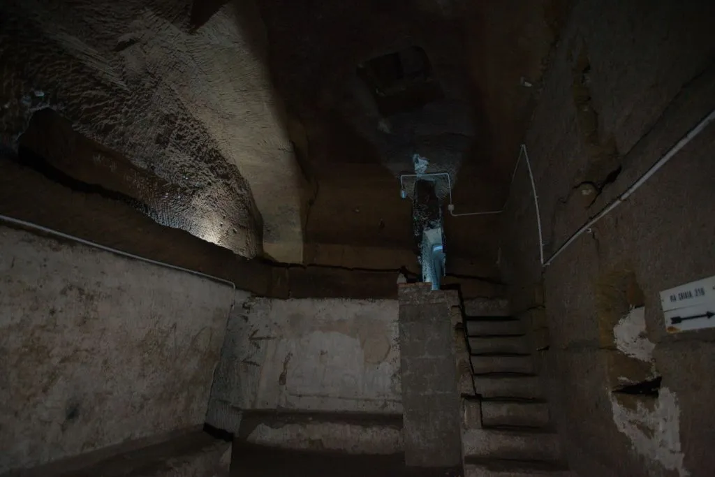 Naples: Spanish Quarters Underground Guided Tour
