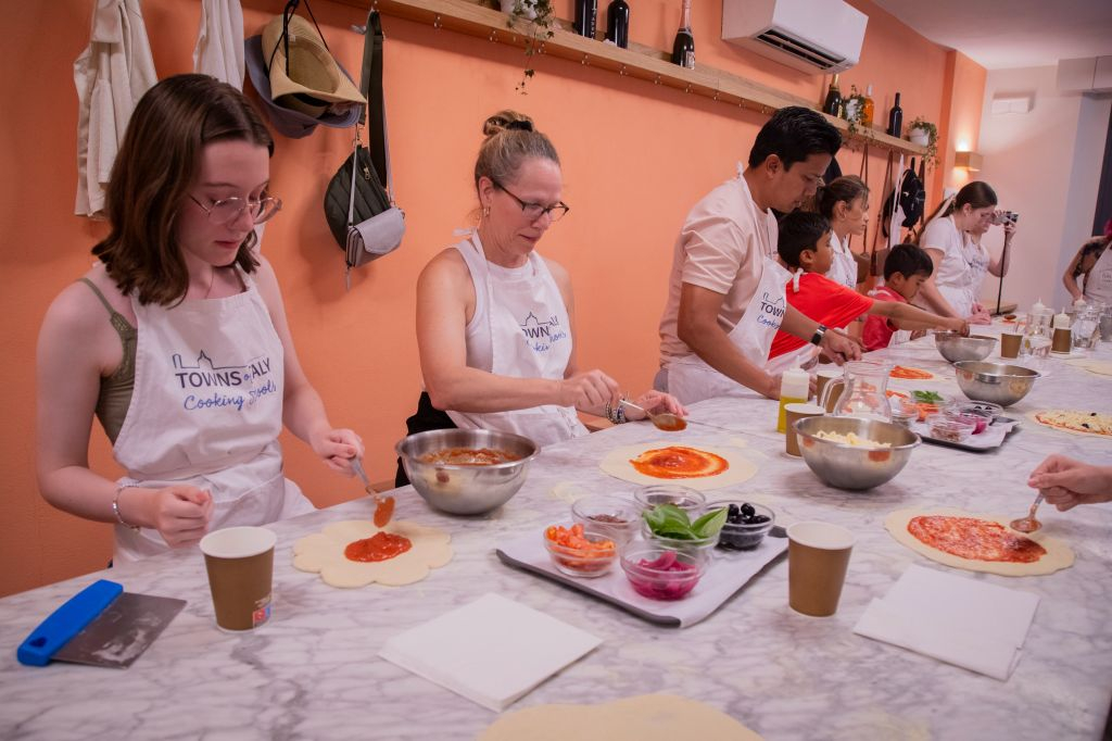 Italian Cooking Class: Pizza & Gelato Making