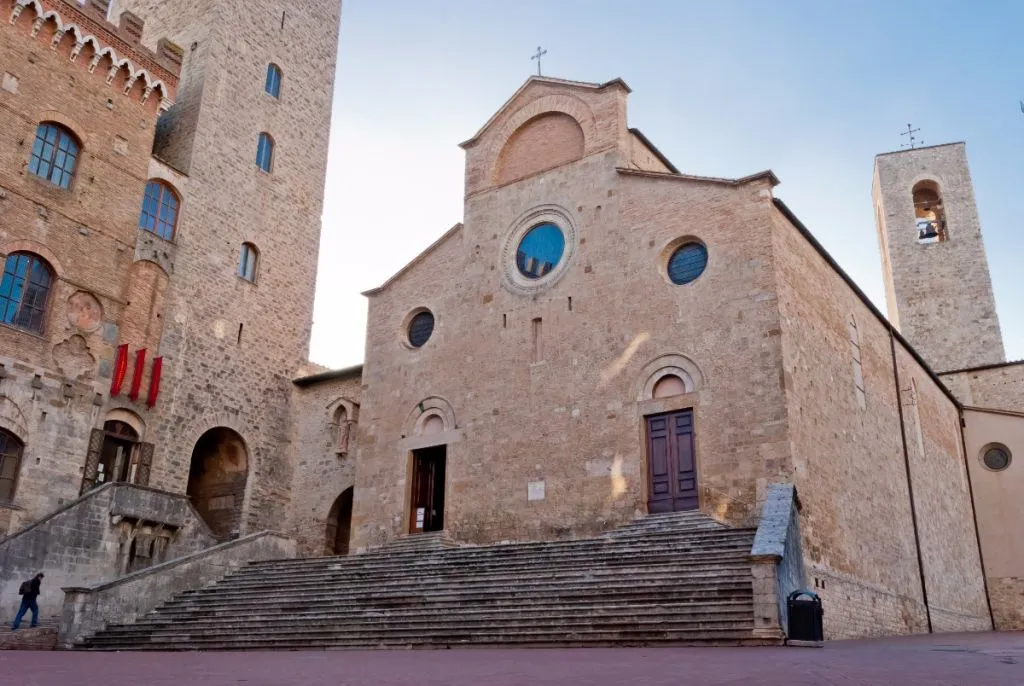 Duomo of San Gimignano: Entry Ticket + Audio Guide
