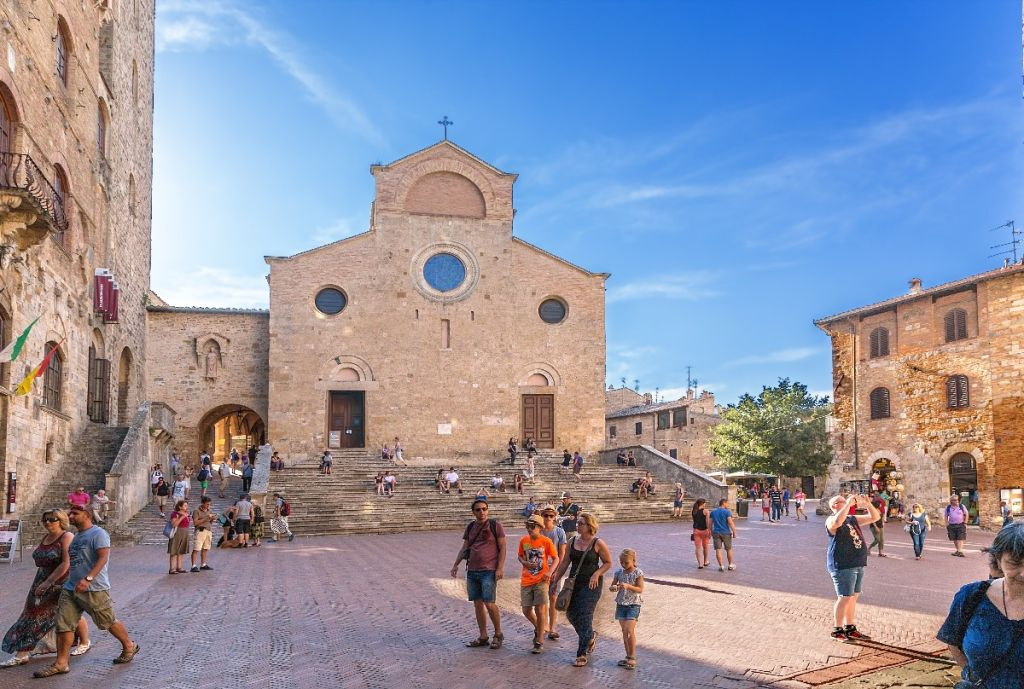 Duomo of San Gimignano: Entry Ticket + Audio Guide