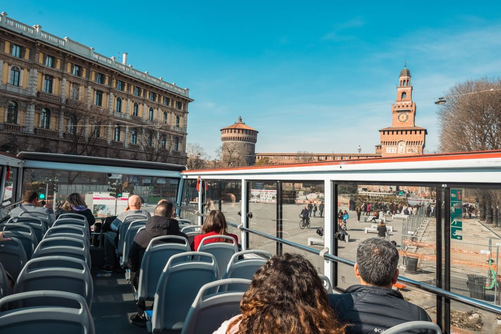 Tour aperto di Milano: Tour in autobus Hop-on Hop-off