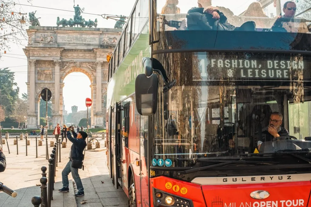 Tour aperto di Milano: Tour in autobus Hop-on Hop-off