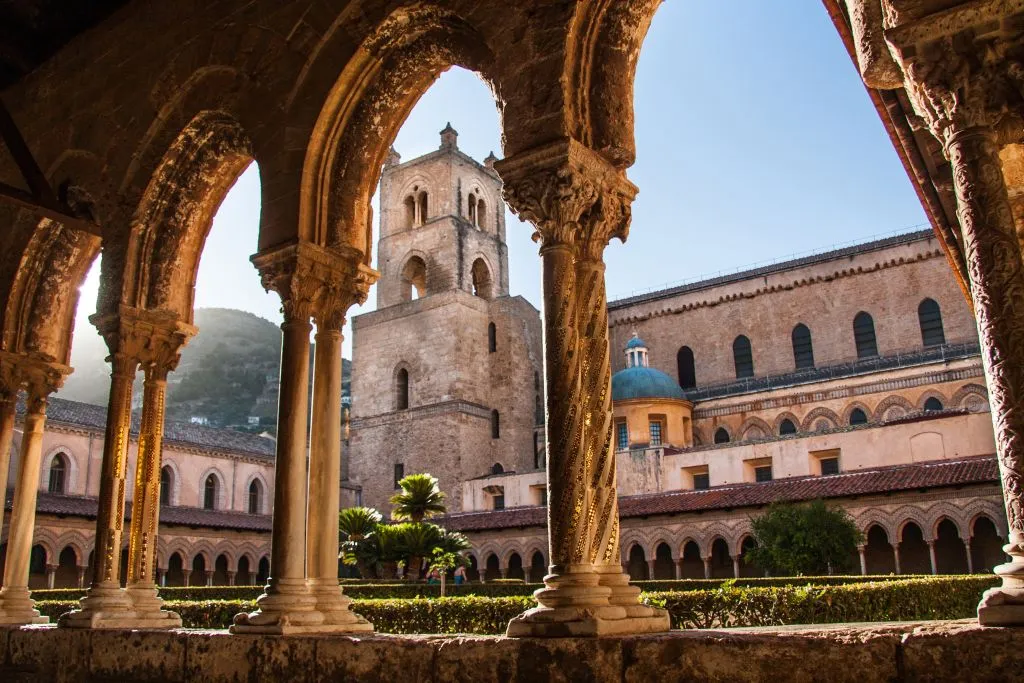 Chiostro di Santa Maria Nuova & Duomo di Monreale: Entry + PemCards Postcard