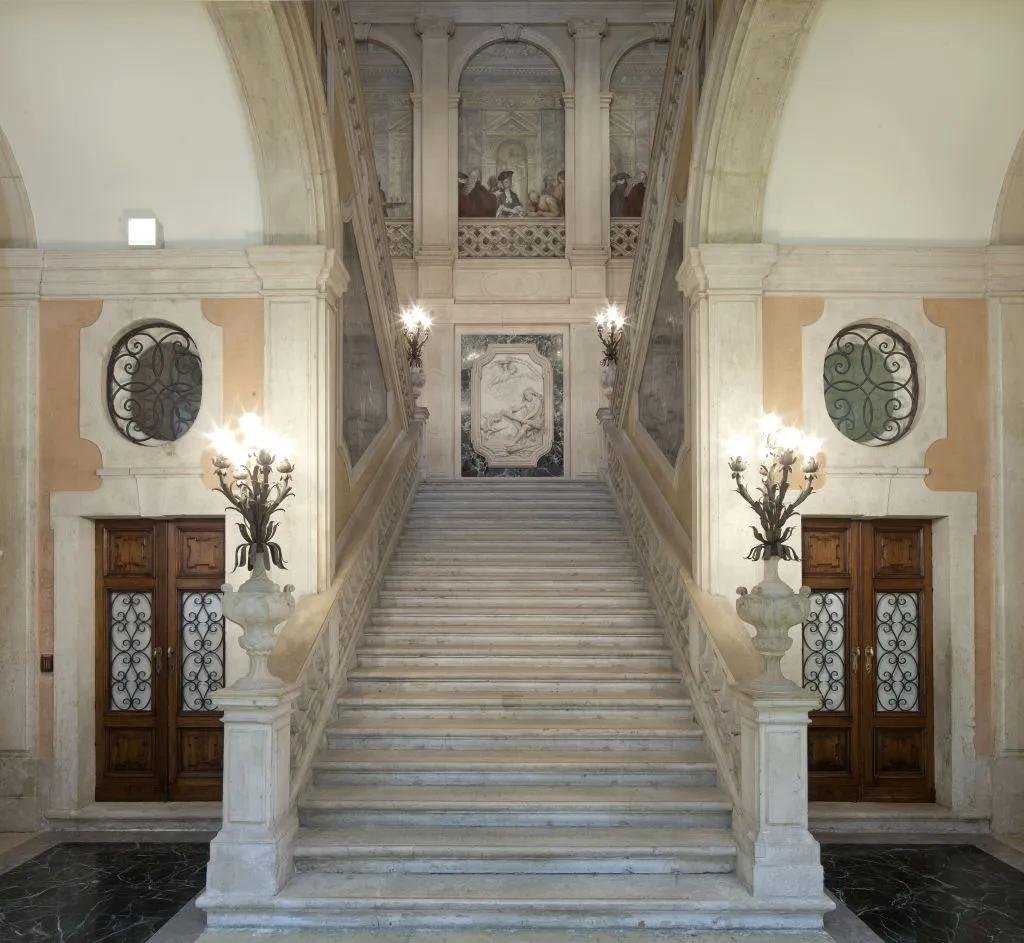 Palazzo Grassi & Punta Della Dogana