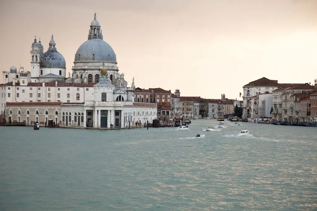 Palazzo Grassi & Punta Della Dogana