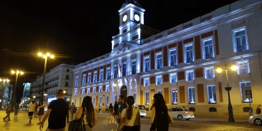 Enchanted Madrid Guided Tour: legends and mysteries