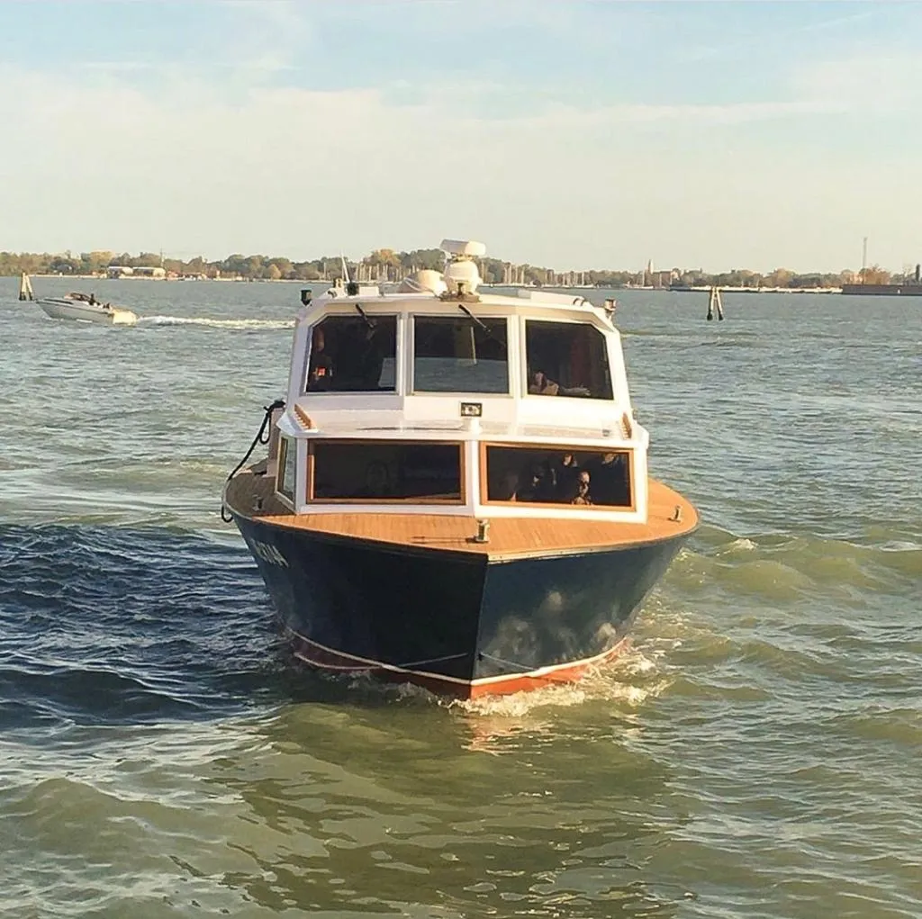Murano, Burano and Torcello: Afternoon Boat Tour from Train station