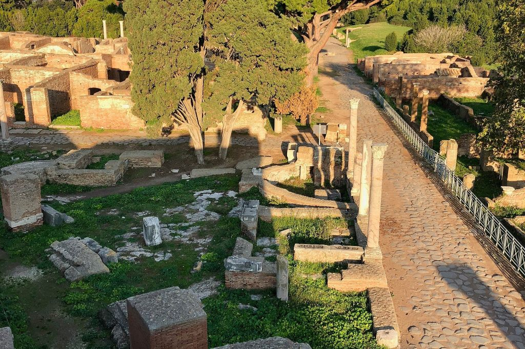 Ostia Antica Archaeological Park: Entry + One-Way Shuttle Service