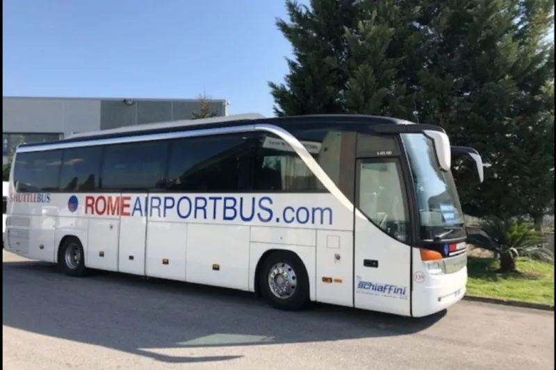 Aeroporto di Ciampino: Trasferimento in pullman da/per Roma Termini