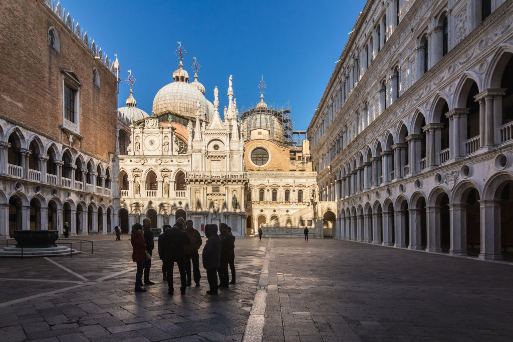 Palazzo Ducale: Ingresso Rapido con Guida