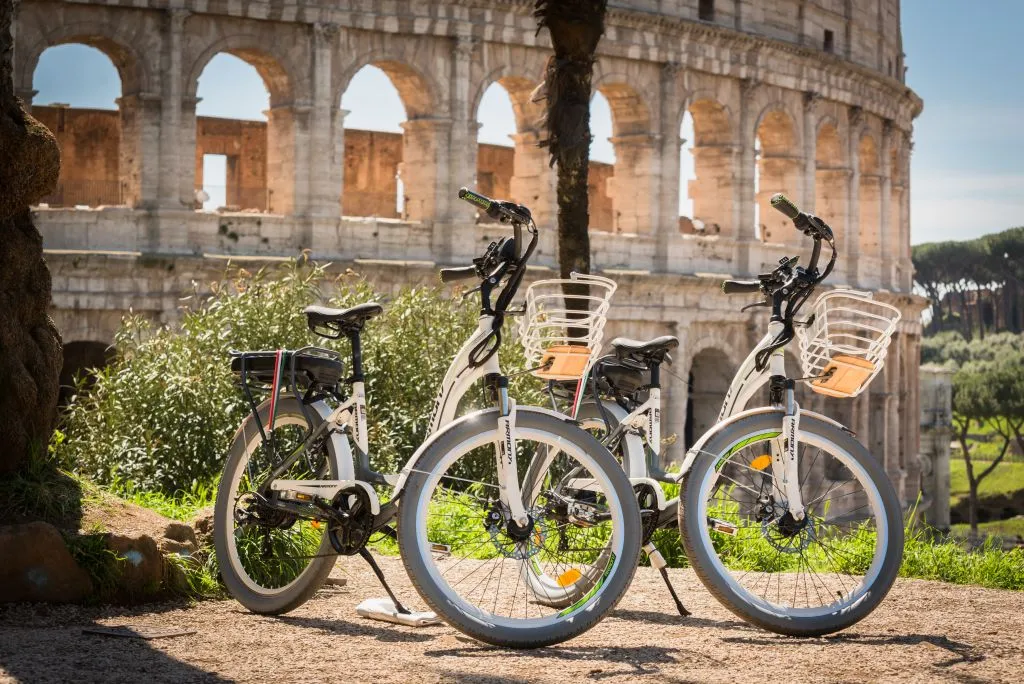 Appia Antica & Caffarella Park: Guided E-Bike Tour