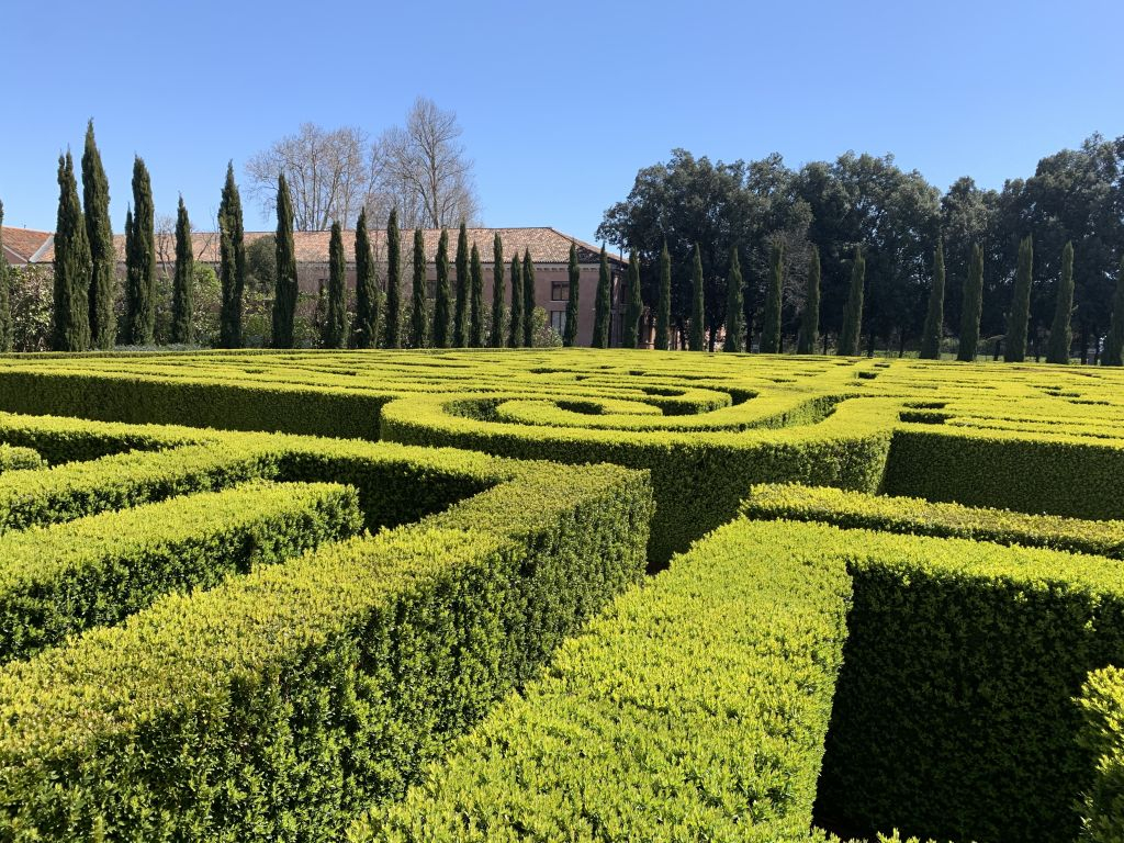 San Giorgio Maggiore Island: Borges Labyrinth
