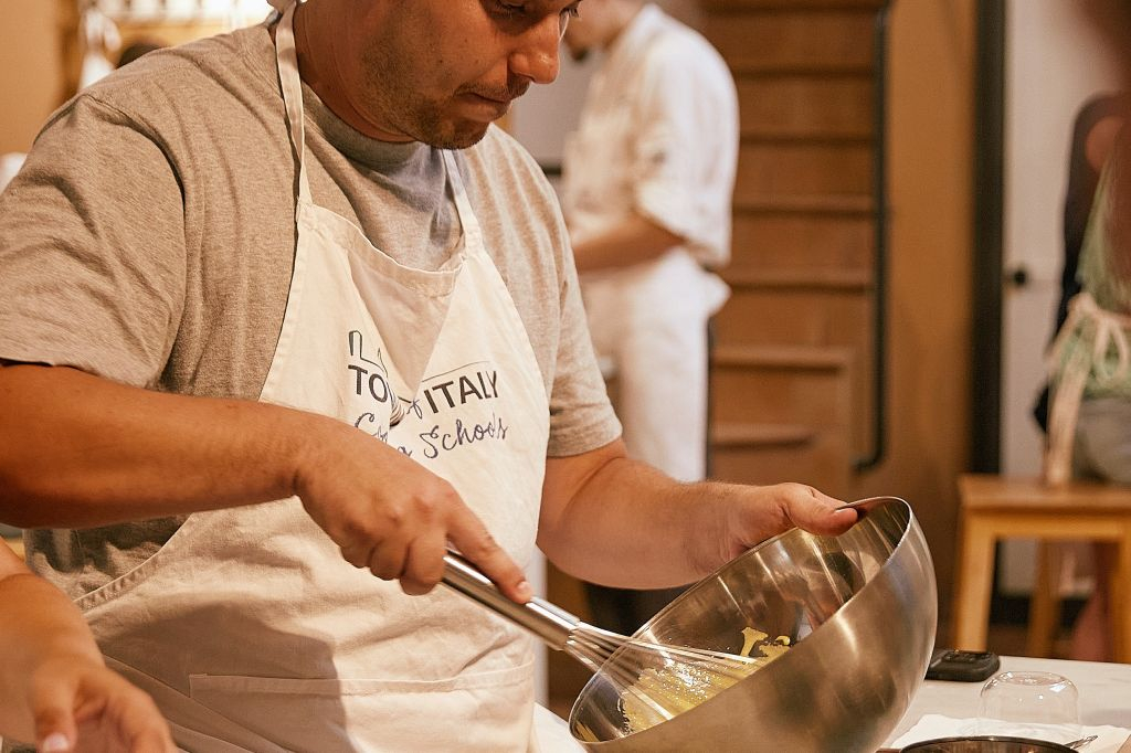 Florence: Pasta & Gelato Cooking Class