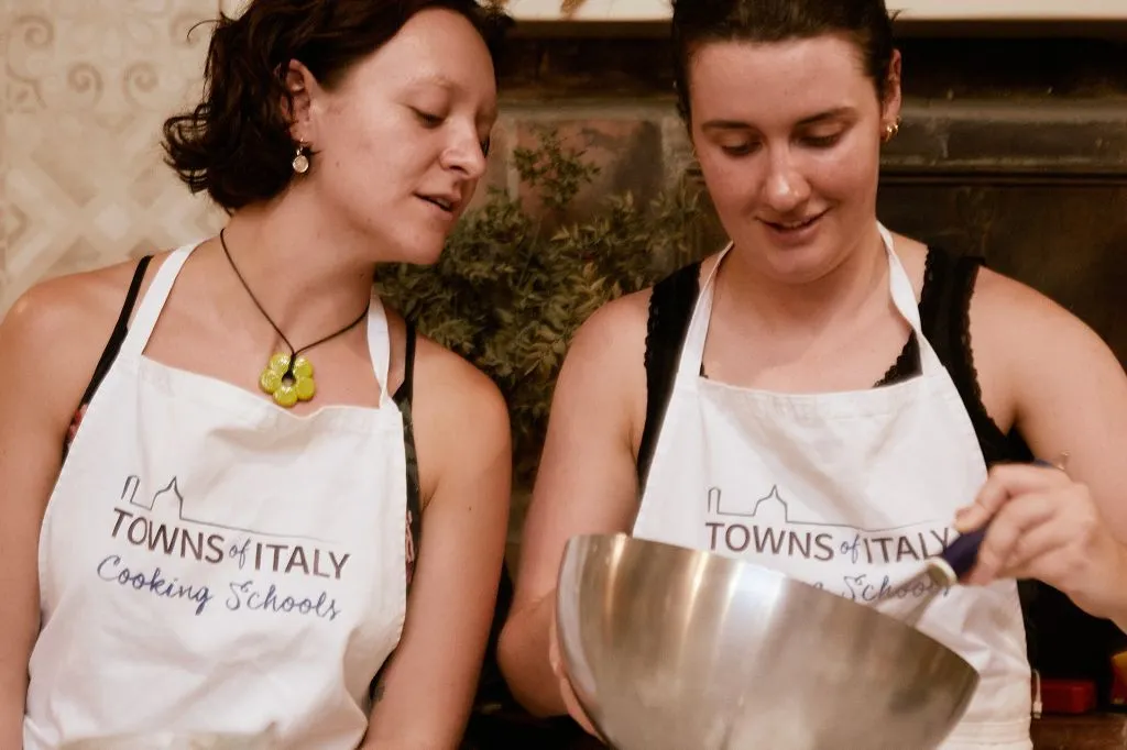 Florence: Pasta & Gelato Cooking Class