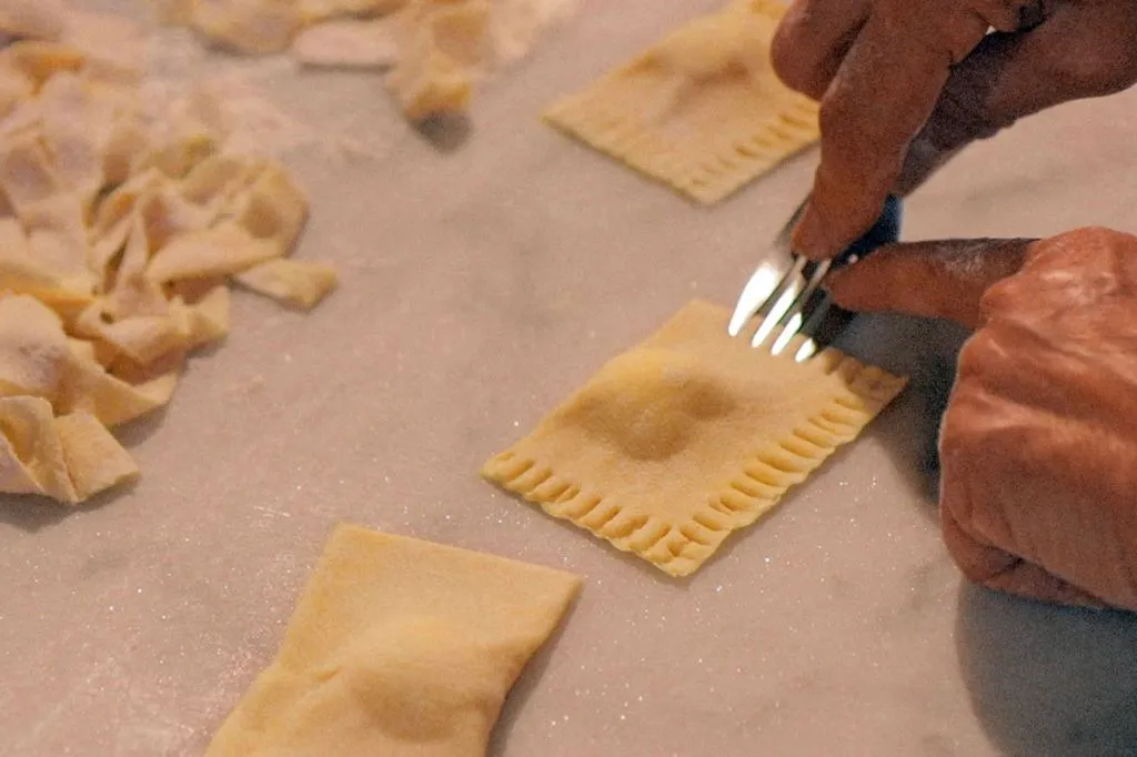 Florence: Pasta & Gelato Cooking Class