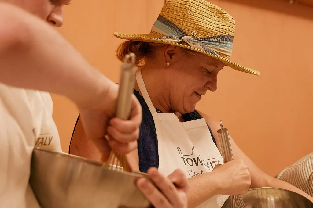 Florence: Pasta & Gelato Cooking Class