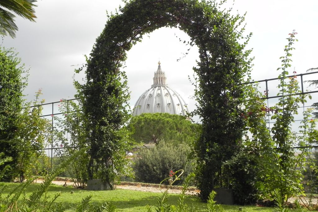 Museus do Vaticano: Ingresso Fast Track + Excursão aos Jardins do Vaticano em um microônibus