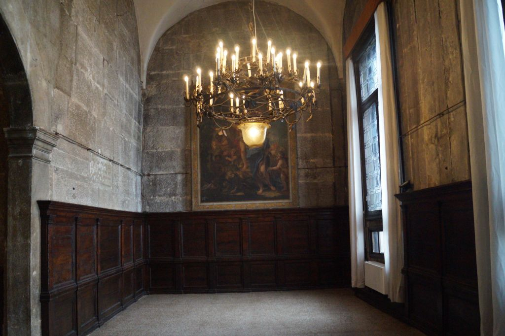 Lords of the Night Prison Palace: Cells and Torture Tour
