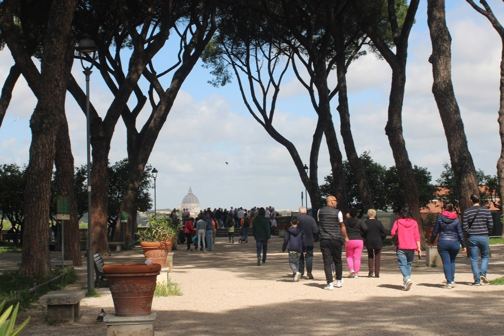 Rome: Panoramic Golf Cart Guided Tour