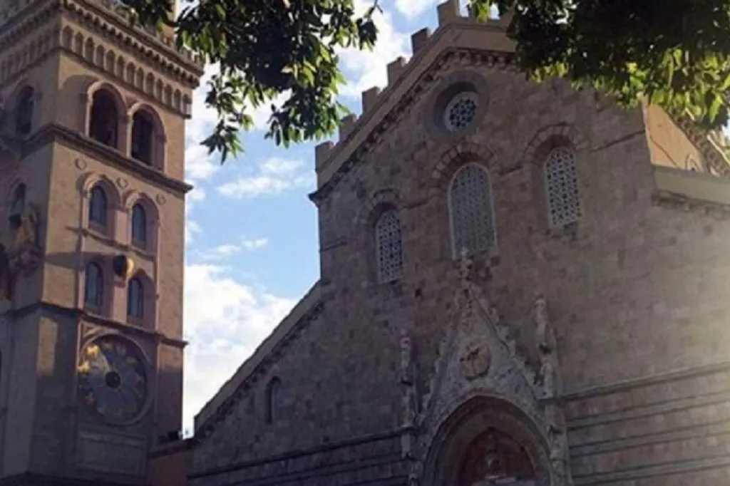 Trasferimento in navetta di andata e ritorno da Messina a Taormina