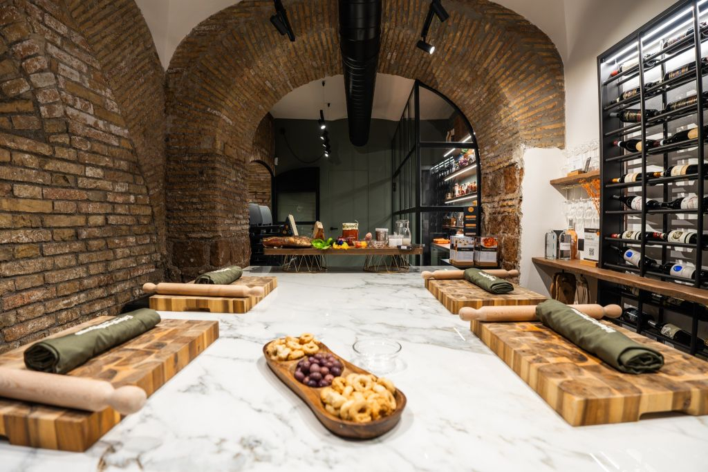 Rome: Pizza, Supplì & Gelato Masterclass + Unlimited Wine