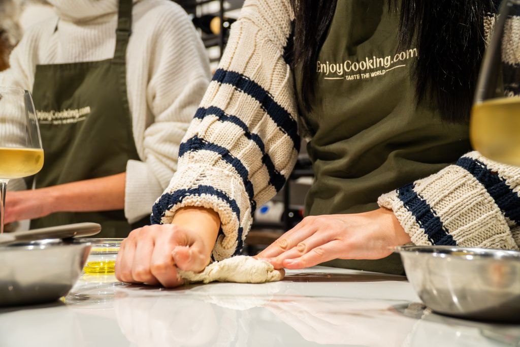 Rome: Pizza, Supplì & Gelato Masterclass + Unlimited Wine