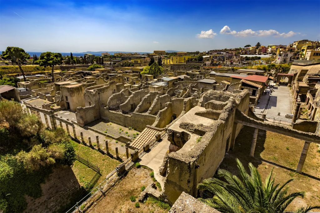 Naples : Transfert en train de/vers Naples Porta Nolana et Herculanum