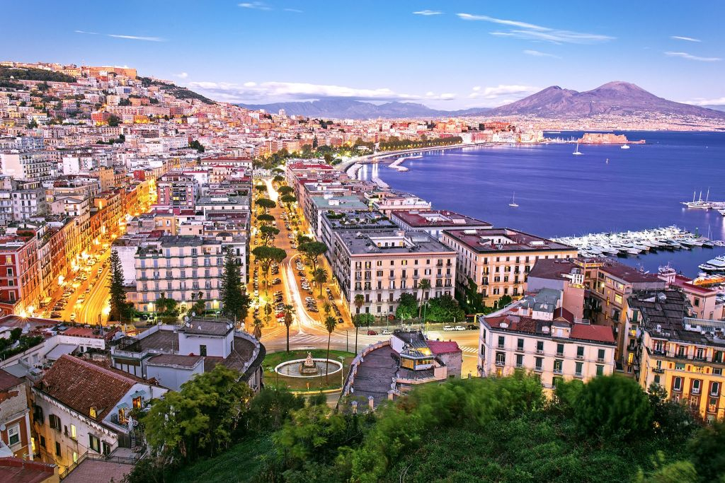 Naples: Train Transfer from/to Naples Porta Nolana and Herculaneum