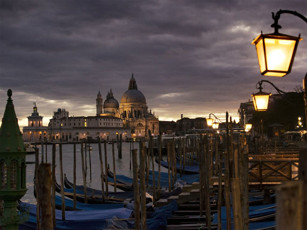 Venice: Ghost & Mysteries Walking Tour
