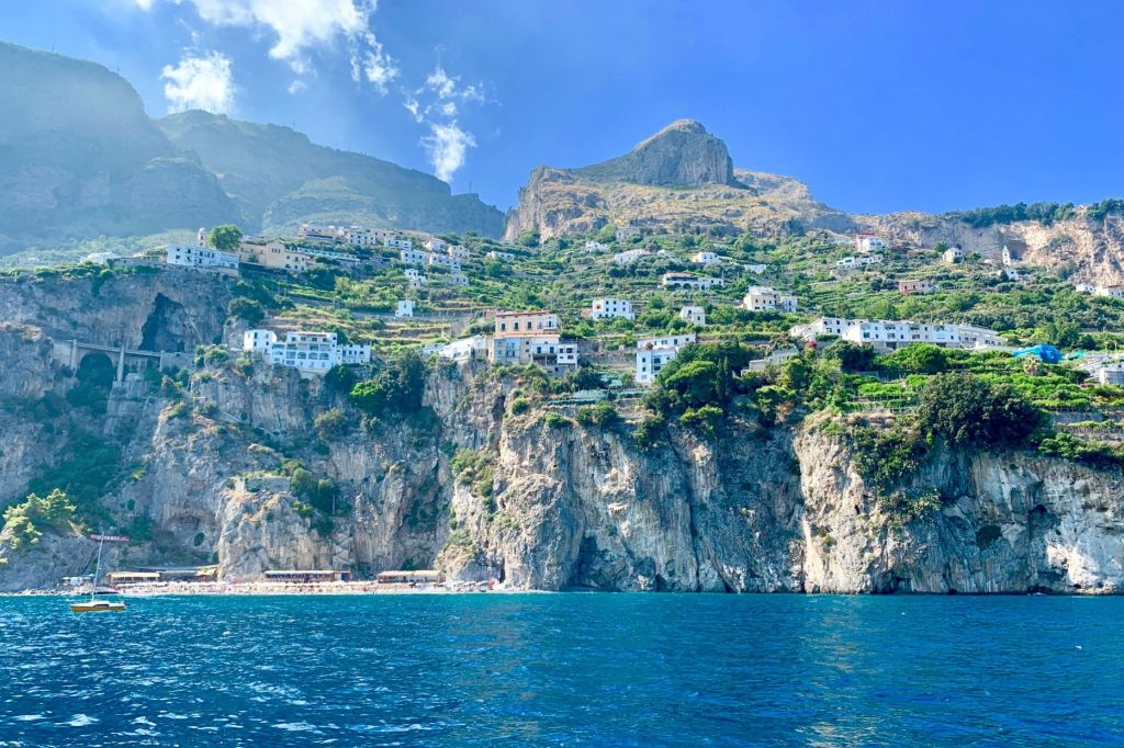 Pompeii, Amalfi Coast & Positano: Guided Day Trip from Rome