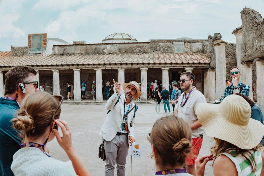 Pompeii & Herculaneum: Guided Tour and Skip the Line