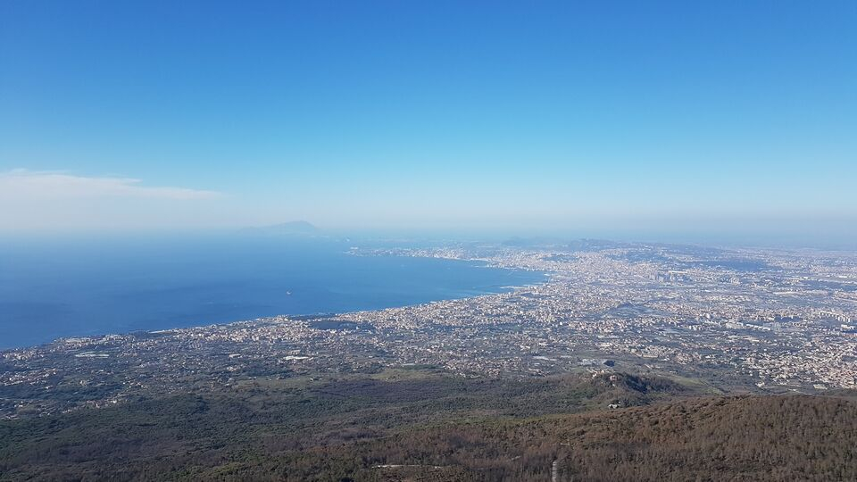 Vesuvius: Roundtrip Shuttle from Naples