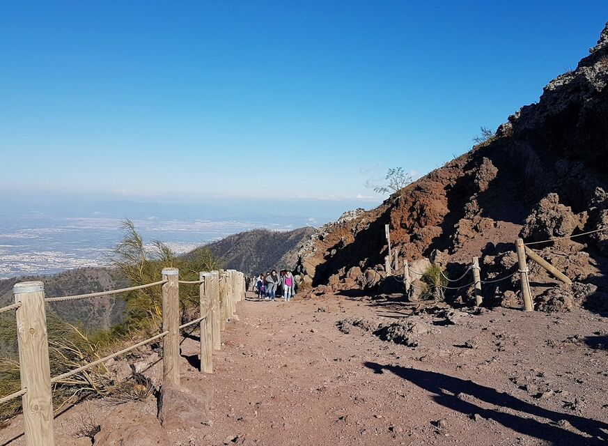 Vesuvius: Roundtrip Shuttle from Naples