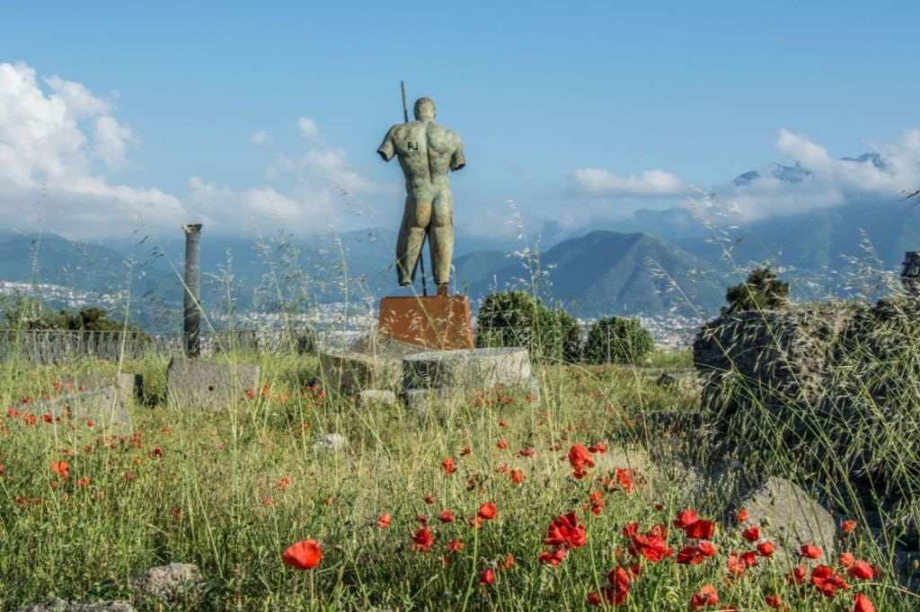 Pompeii: Guided Day Trip from Rome by High Speed Train + Lunch