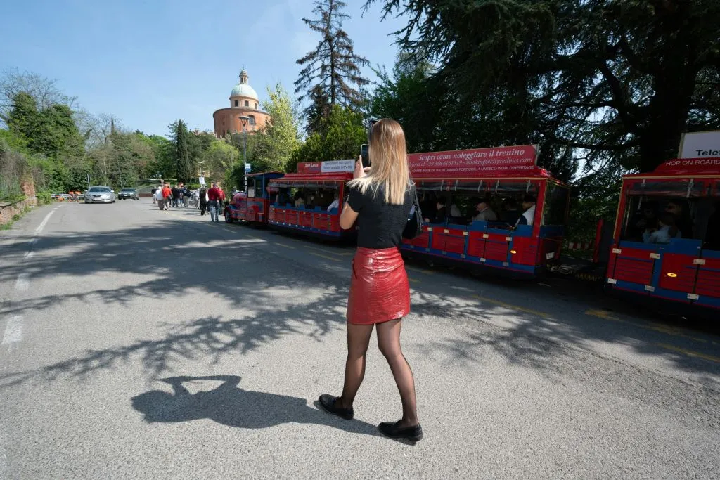 San Luca Express e degustazione locale