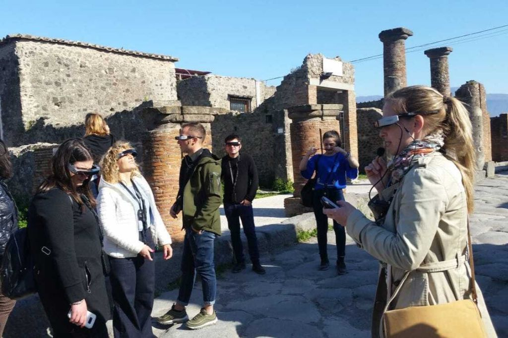 Pompeii: 3D Walking Tour with Entrance Ticket