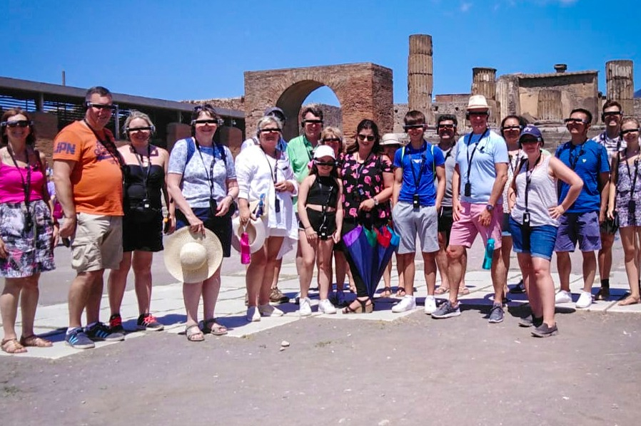 Pompeii: 3D Walking Tour with Entrance Ticket