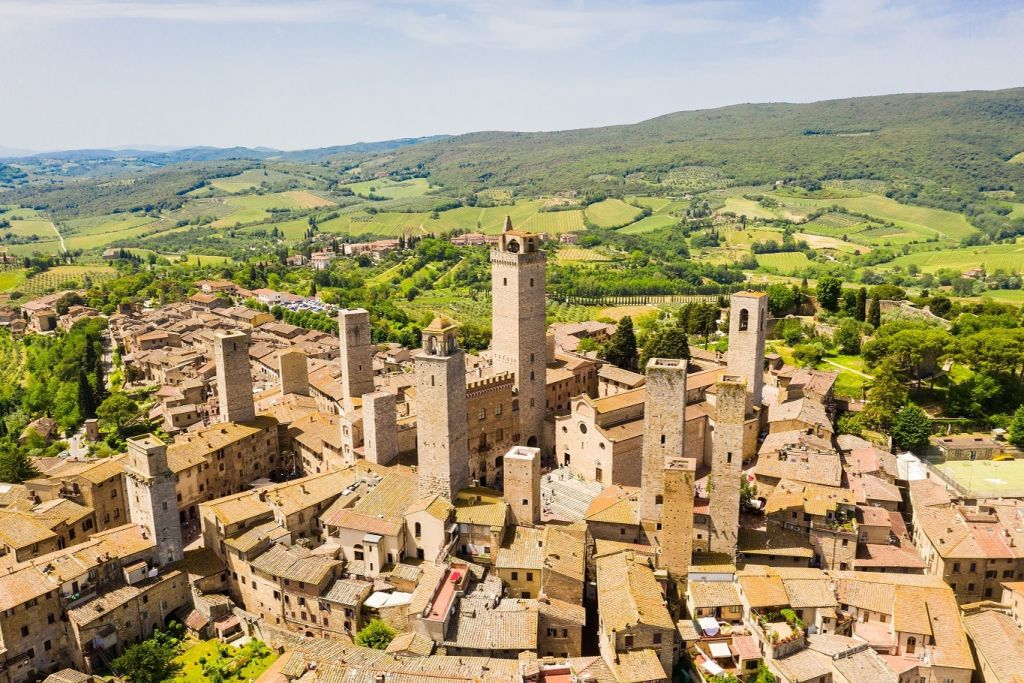 Pisa, San Gimigniano, and Siena: Day Trip from Florence with Lunch and Tasting