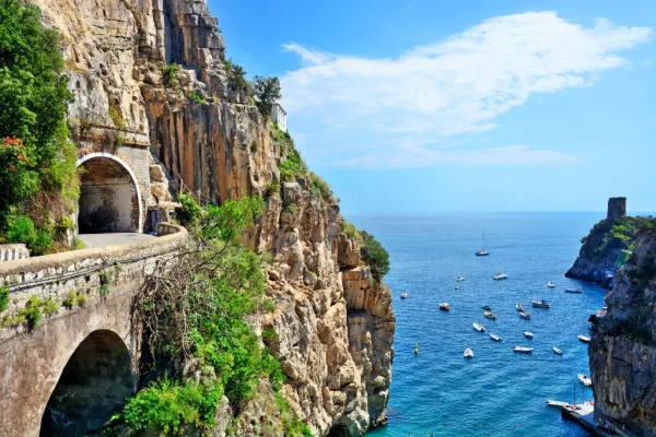 Amalfi, Positano & Sorrento: Small Group Tour from Naples by Minivan + Lunch